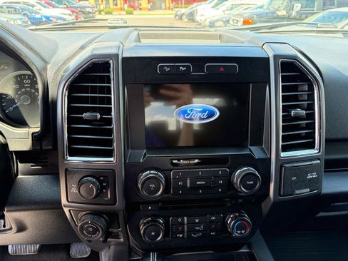 Used 2016 Ford F150 XLT w/ Equipment Group 302A Luxury AWD/4WD image 11