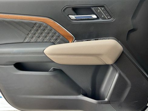 New 2026 GMC Canyon Denali image 25