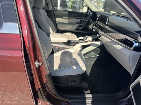Used 2021 Kia Telluride EX w/ EX Premium Package FWD image 25