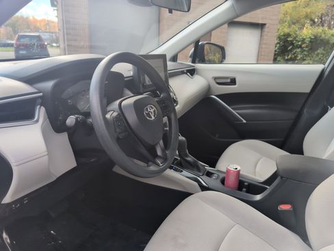 Certified 2023 Toyota Corolla Cross L image 15