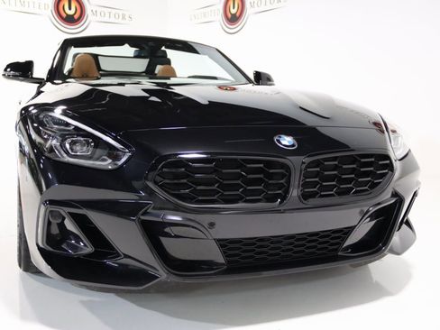 Used 2024 BMW Z4 M40i w/ Premium Package image 28