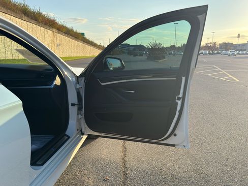 Used 2016 BMW 535i xDrive Sedan image 19