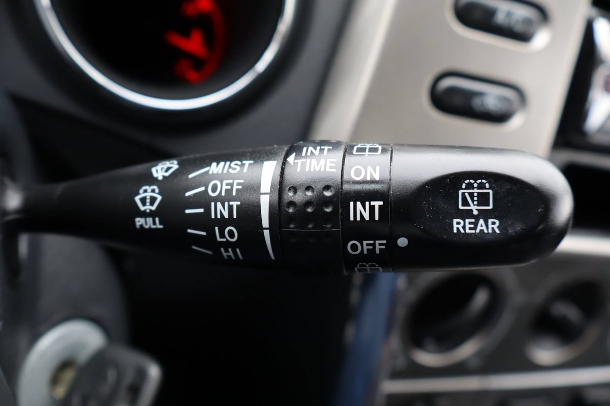 Used 2003 Toyota Matrix XR FWD image 30