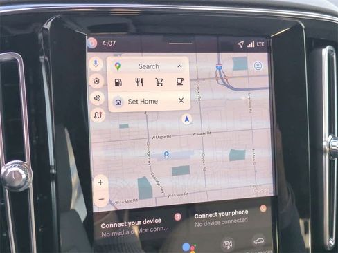 New 2026 Volvo XC40 B5 Plus w/ Protection Package Premier image 21