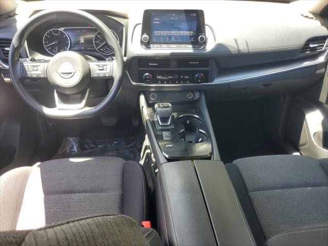 Used 2023 Nissan Rogue SV FWD image 11