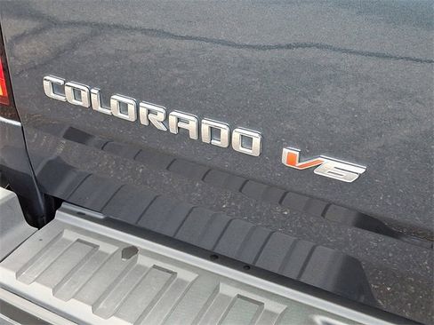 Used 2019 Chevrolet Colorado ZR2 image 24