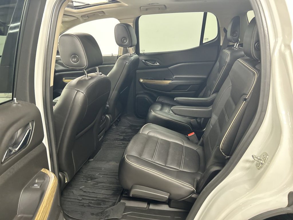 Used 2019 GMC Acadia Denali w/ Technology Package AWD/4WD image 20