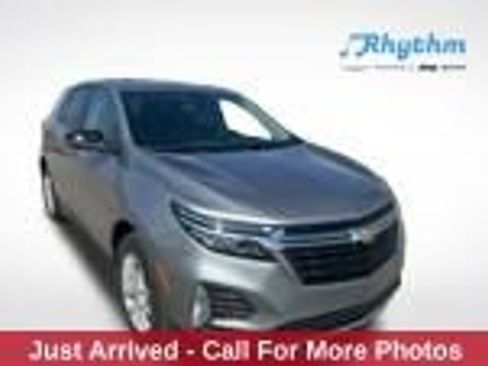 Used 2024 Chevrolet Equinox LT image 1