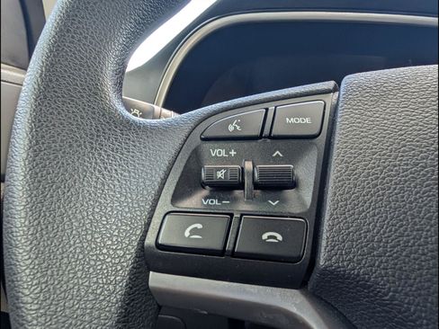 Used 2020 Hyundai Tucson Value FWD image 19