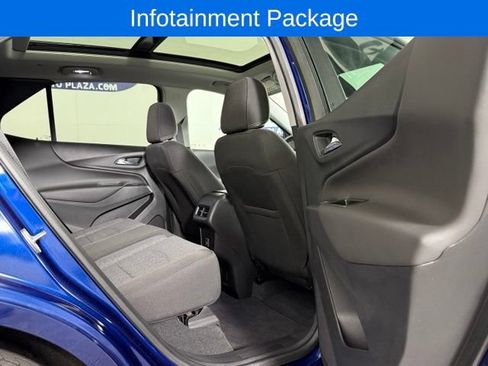 Used 2022 Chevrolet Equinox LT AWD/4WD image 17
