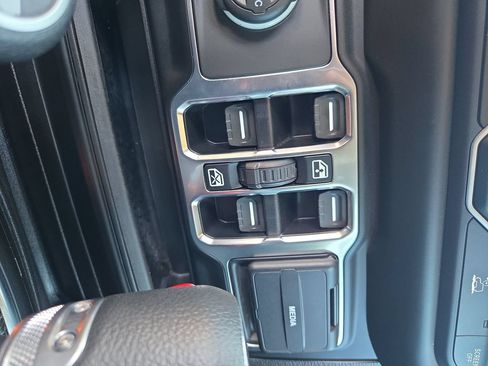 Used 2021 Jeep Gladiator Sport AWD/4WD image 27