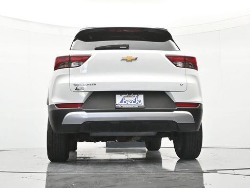 Certified 2025 Chevrolet TrailBlazer LT FWD image 42