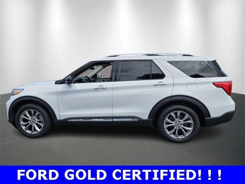 Certified 2023 Ford Explorer Limited w/ Equipment Group 301A image 2