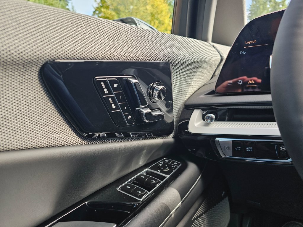 New 2027 Cadillac Optiq Sport AWD/4WD image 33