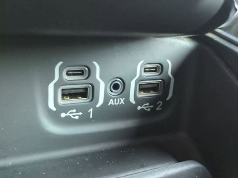 Used 2022 RAM 1500 Big Horn image 30