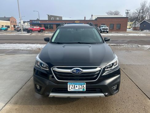 Used 2021 Subaru Outback Limited image 2