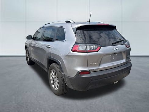 Used 2021 Jeep Cherokee Latitude Plus w/ Sun & Sound Group AWD/4WD image 2