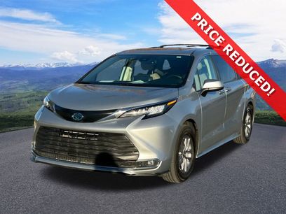 Certified 2023 Toyota Sienna XLE