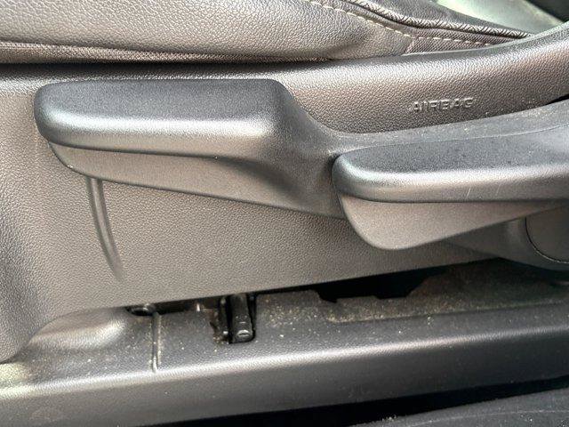 Used 2024 Buick Encore GX Sport Touring FWD image 30