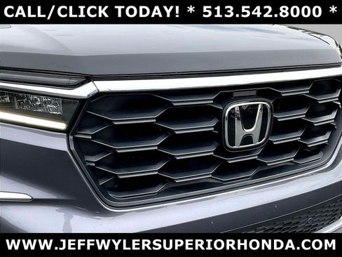 Used 2025 Honda Pilot EX-L image 32