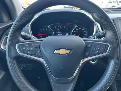 Used 2023 Chevrolet Equinox LT image 23