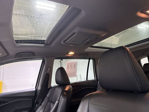 Used 2017 Honda Pilot Elite image 20