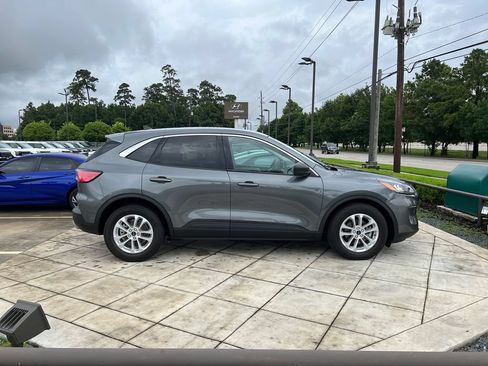 Used 2022 Ford Escape SE FWD image 4