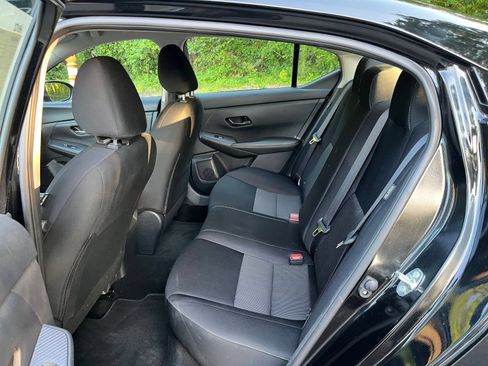Used 2025 Nissan Sentra SV FWD image 23