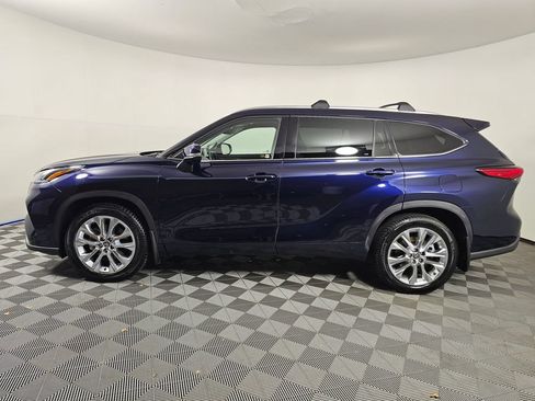 Used 2020 Toyota Highlander Limited AWD/4WD image 4