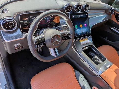 New 2026 Mercedes-Benz GLC 300 image 3