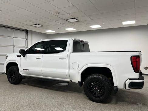 Used 2022 GMC Sierra 1500 AT4X image 8