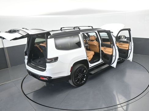 Used 2024 Jeep Grand Wagoneer Series III w/ Quick Order Packagew 28T image 93