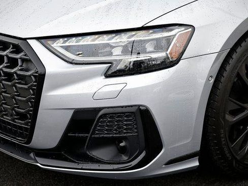 Certified 2025 Audi S8 4.0T image 13