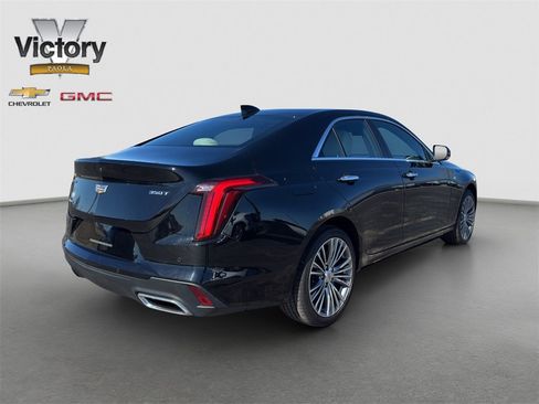 Used 2022 Cadillac CT4 Premium Luxury image 4