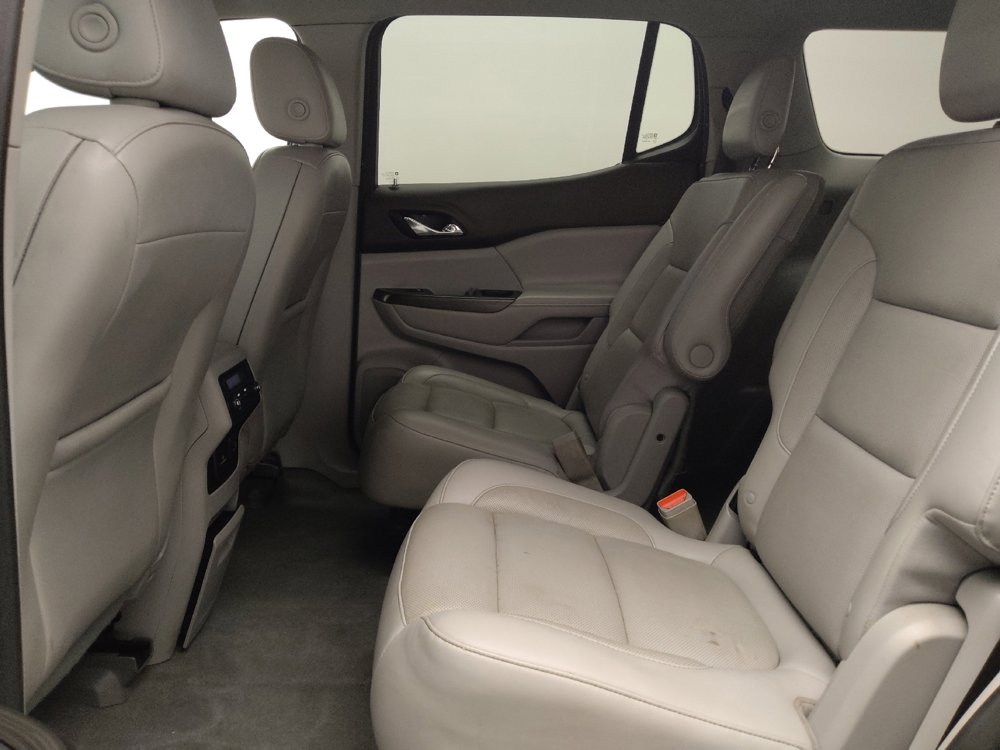 Used 2019 GMC Acadia SLT FWD image 18