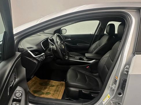 Used 2017 Chevrolet Volt LT w/ Comfort Package image 41