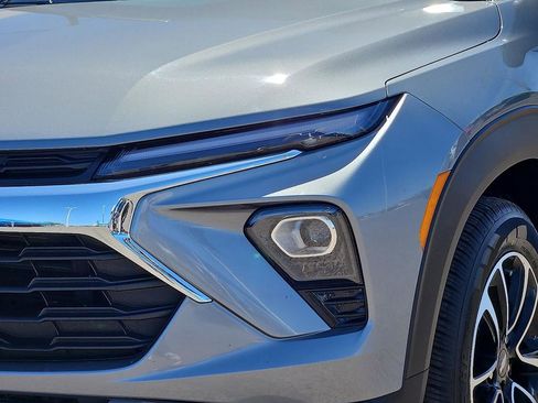 Used 2025 Chevrolet TrailBlazer LT image 7