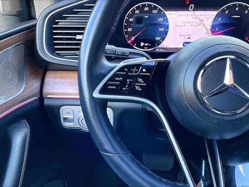 Used 2025 Mercedes-Benz GLE 350 4MATIC image 26