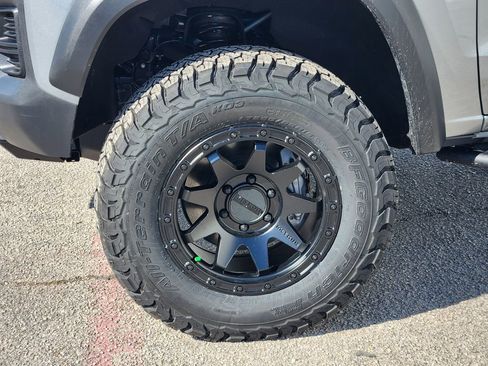 New 2026 Chevrolet Colorado Trail Boss AWD/4WD image 8