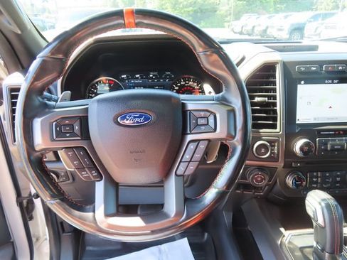Used 2017 Ford F150 Raptor w/ Equipment Group 802A Luxury AWD/4WD image 17
