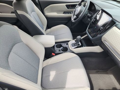 Certified 2025 Subaru Forester Premium AWD/4WD image 11