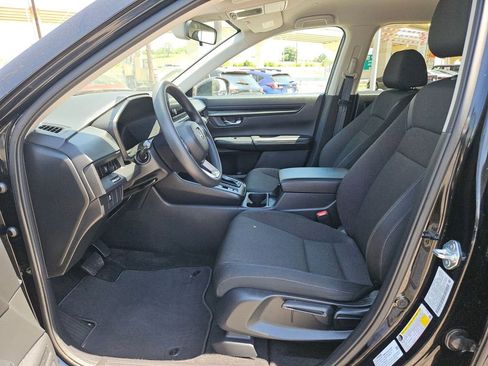 Used 2025 Honda CR-V LX image 11
