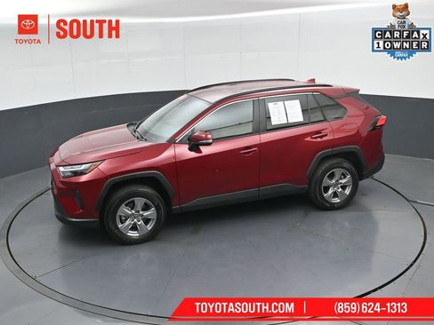 Used 2025 Toyota RAV4 XLE AWD/4WD image 48