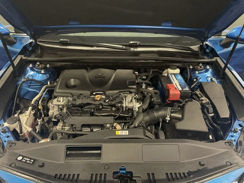 Used 2020 Toyota Camry LE FWD image 25