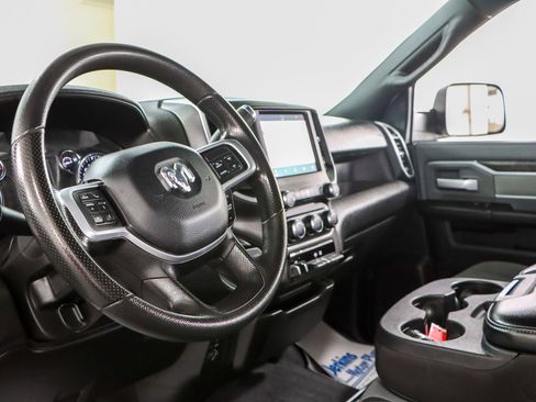 Used 2022 RAM 2500 Big Horn w/ Cold Weather Group image 22