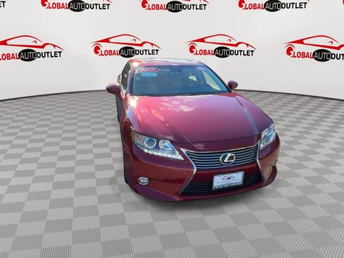 Used 2015 Lexus ES 300h w/ Navigation System Package FWD image 3