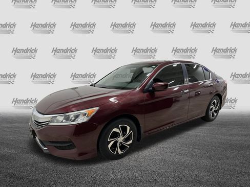 Used 2017 Honda Accord LX image 5