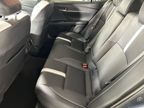 Used 2026 Toyota Camry SE w/ Convenience Package FWD image 23