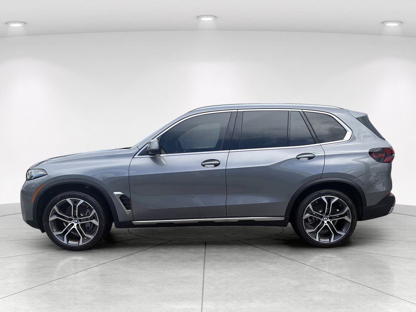 Used 2026 BMW X5 sDrive40i RWD image 7