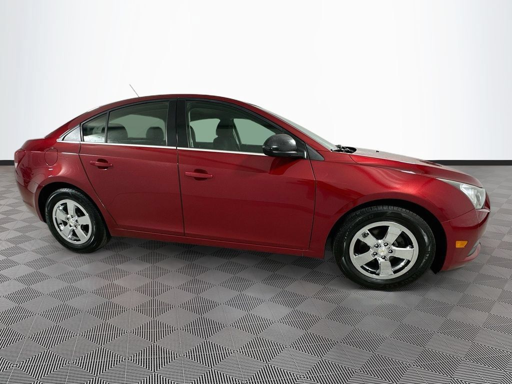 Used 2014 Chevrolet Cruze LT FWD image 8